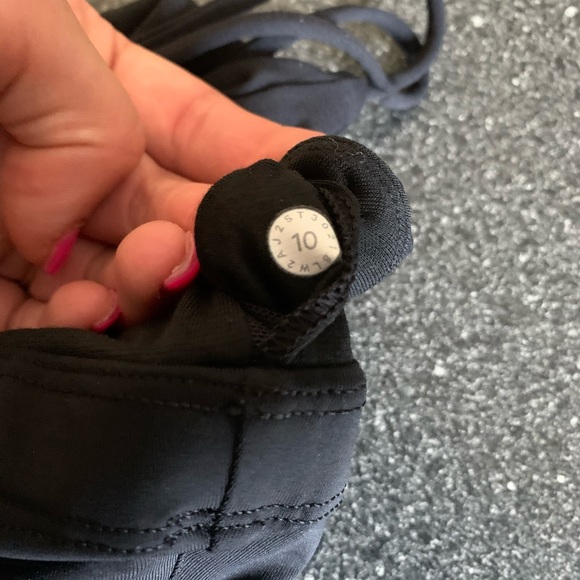 ❌Sold❌ Bundle Lululemon Pushing Limits - Picture 7 of 7